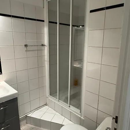 Entier Aux Abbesses - Montmartre - Flat In Montmartre * Paris